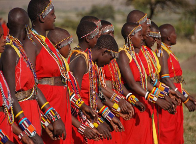 http://i1.wp.com/www.thelovelyplanet.net/wp-content/uploads/2012/11/Masai-Women.jpg?resize=576%2C383